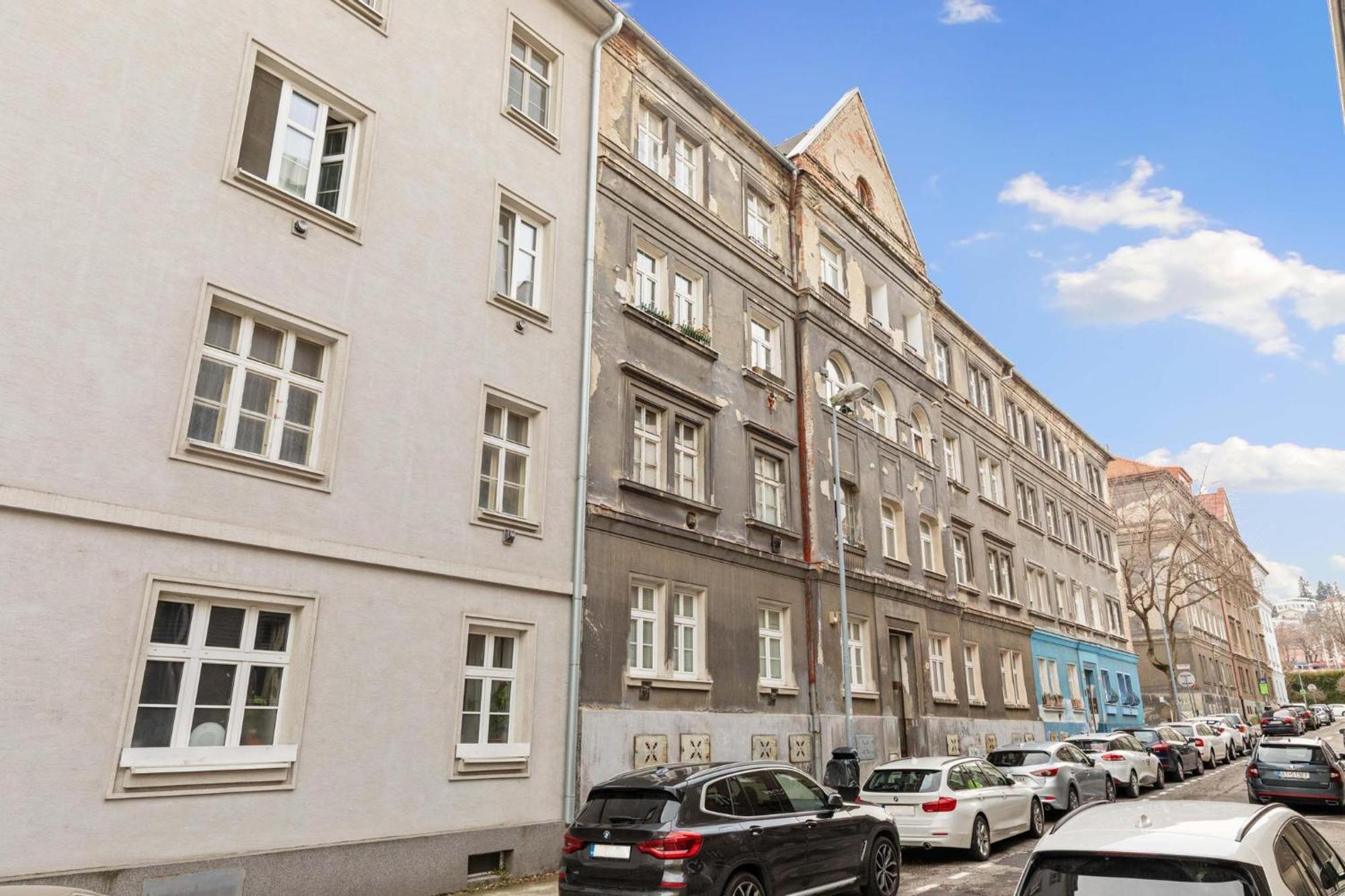 Air Conditioned 5 Min To Railway Station - Old Town